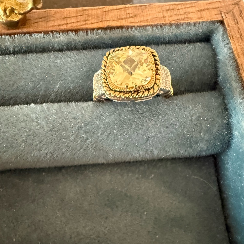 Lia Sophia Lemon Chiffon Ring - Picture 6 of 11